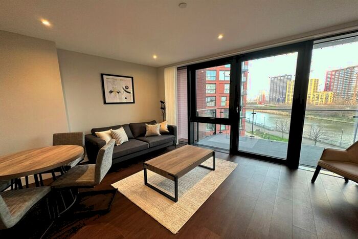 2 Bedroom Apartment To Rent In Handlebury House, Leamouth Road, E14