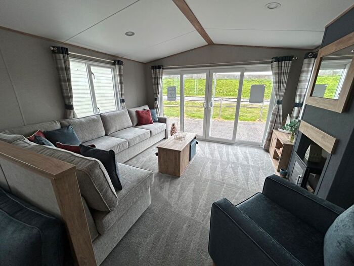 2 Bedroom Park Home For Sale In Hythe Road, Dymchurch, Romney Marsh, TN29