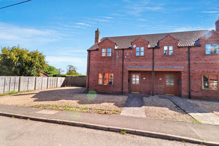 2 Bedroom Semi-Detached House For Sale In Church End, Fleet, PE12