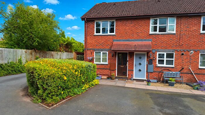 2 Bedroom End Of Terrace House For Sale In The Sycamores, Hagley, Stourbridge, DY9