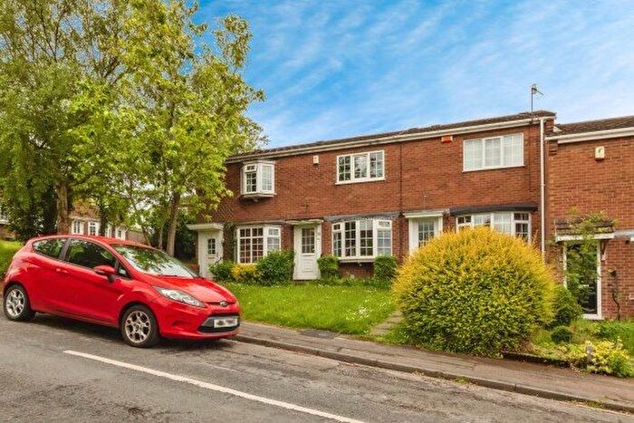 2 Bedroom Property To Rent In Crawford Rise, Nottingham, NG5