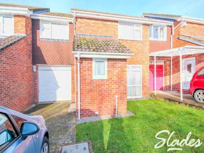 3 Bedroom Terraced House To Rent In Cedar Place, Bransgore, Dorset, BH23