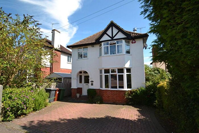 3 Bedroom Detached House To Rent In The Crosspath, Radlett, Hertfordshire, WD7
