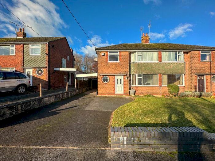 3 Bedroom Semi-Detached House For Sale In Westwood Park Avenue, Leek, Staffordshire, ST13