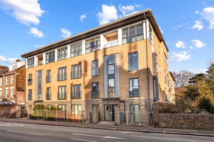 1 Bedroom Apartment For Sale In Church Road, London, E10