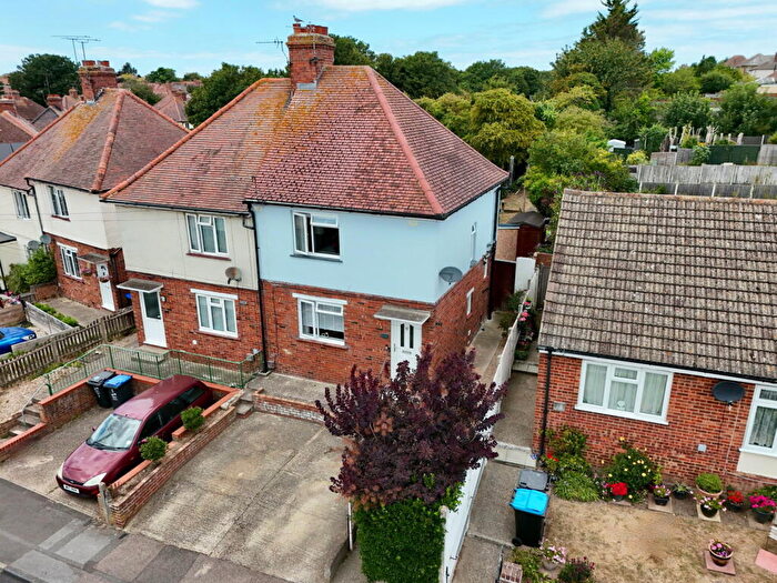 2 Bedroom Semi Detached House For Sale In Coleman Crescent, Ramsgate, CT12