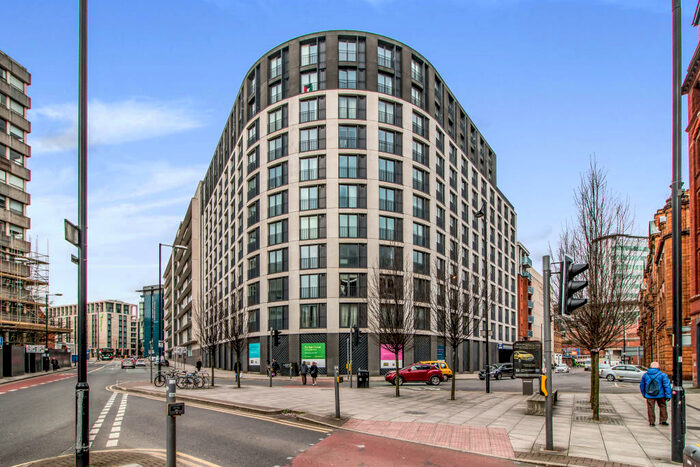 2 Bedroom Apartment To Rent In The Hub, Piccadilly, M1