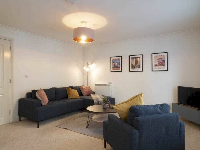 3 Bedroom Terraced House To Rent In Back Lane, Canterbury, CT1