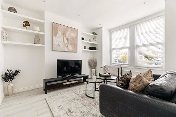 1 Bedroom Flat For Sale In Grenfell Road, Mitcham, CR4