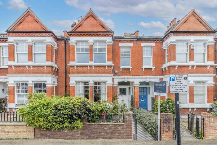 5 Bedroom Property To Rent In Alwyn Avenue, London, W4