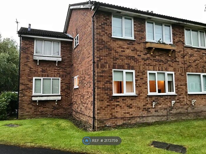 1 Bedroom Flat To Rent In Brackenwood Mews, Wilmslow, SK9
