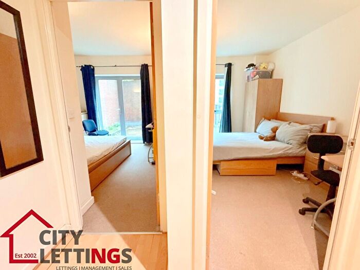 2 Bedroom Apartment To Rent In Portland Square, Arboretum, NG7