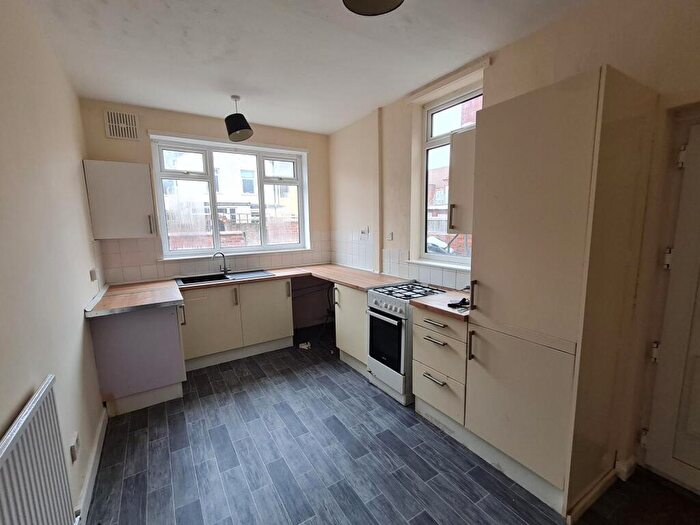 3 Bedroom House To Rent In Owston Road, Carcroft, Doncaster, DN6