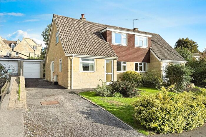 3 Bedroom Semi-Detached House For Sale In Kingsfield Grange Road, Bradford On Avon, BA15