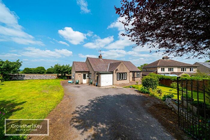 3 Bedroom Detached House For Sale In Main Road, Taddington, Buxton, SK17