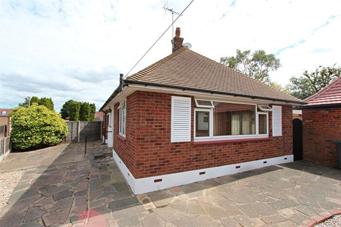 2 Bedroom Detached Bungalow To Rent In Broadlawn, Leigh-On-Sea, SS9