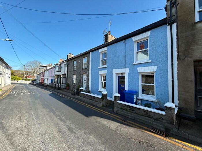 3 Bedroom Cottage For Sale In George Street, New Quay, SA45