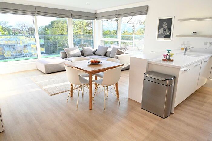 2 Bedroom Flat To Rent In May Baird Gardens, Top Floor Penthouse, AB25