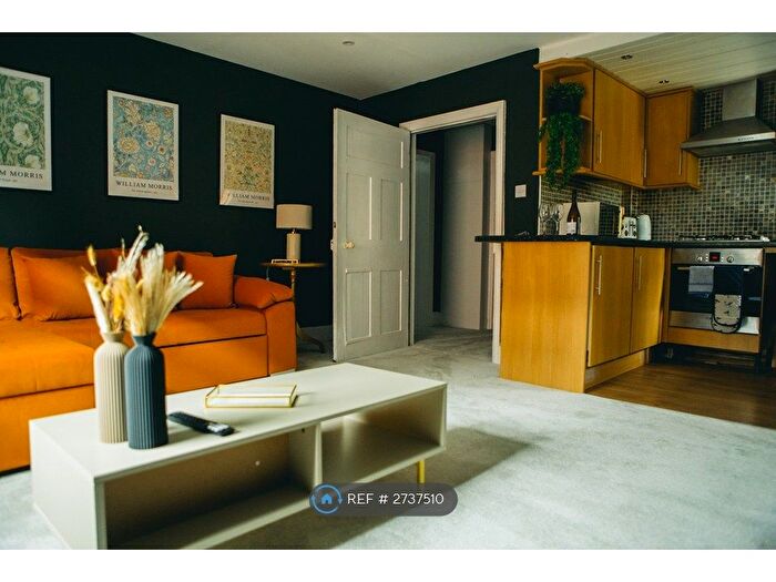 1 Bedroom Flat To Rent In Foregate Street, Chester, CH1