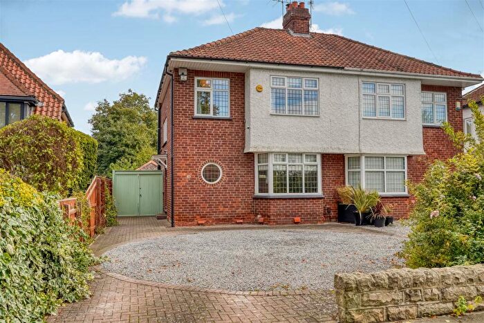 3 Bedroom Semi-Detached House To Rent In Carmel Road South, Darlington, DL3