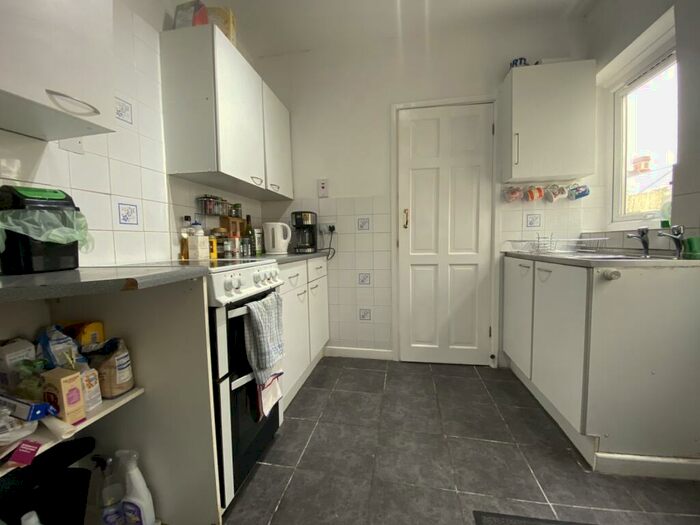 3 Bedroom Terraced House To Rent In Arabella Street, Roath, CF24