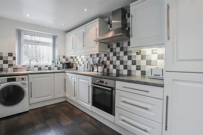 2 Bedroom Terraced House To Rent In Fields Road, Haslingden, Rossendale, BB4