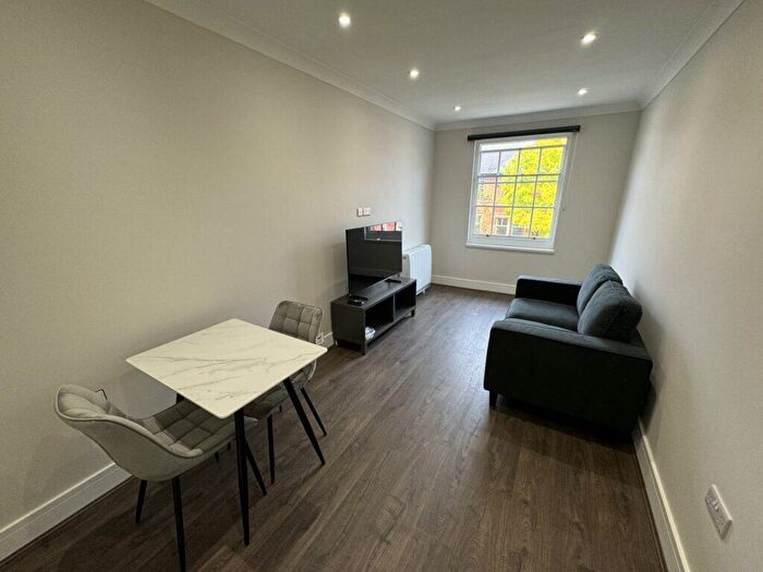 1 Bedroom Flat To Rent In Salisbury Road, Leicester, LE1