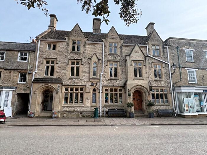 1 Bedroom Apartment For Sale In High Street, Fairford, Gloucestershire, GL7