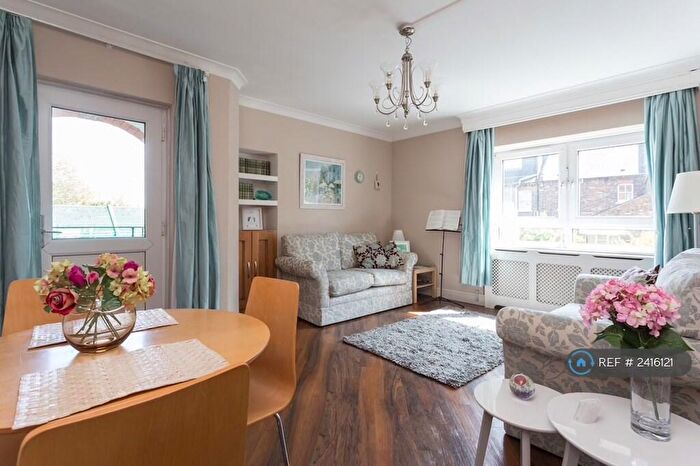 1 Bedroom Flat To Rent In South End Close, London, NW3