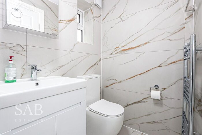 1 Bedroom End Terrace House To Rent In Verulam Road, Greenford, UB6