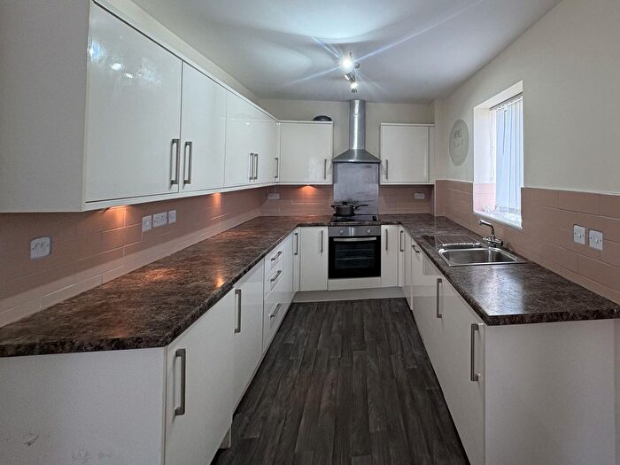 3 Bedroom Semi Detached House To Rent In Poulton Road, Blackpool, FY3
