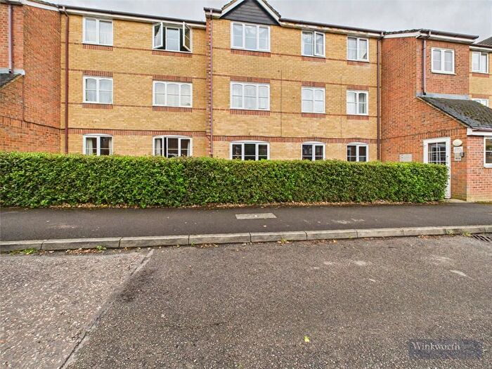 2 Bedroom Flat For Sale In Donald Woods Gardens, Tolworth, Surbiton, KT5
