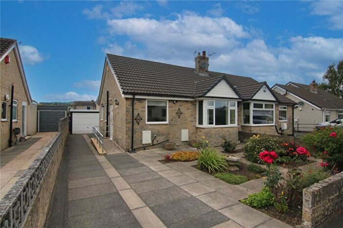 2 Bedroom Bungalow For Sale In Churchill Way, Cross Hills, BD20