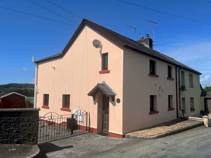 3 Bedroom House For Sale In Cwmann, Lampeter, SA48