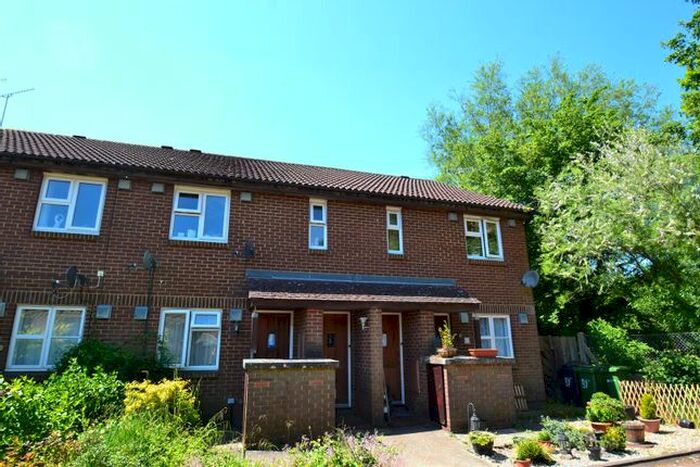 1 Bedroom Flat To Rent In Withey Meadows, Hookwood, Horley, RH6