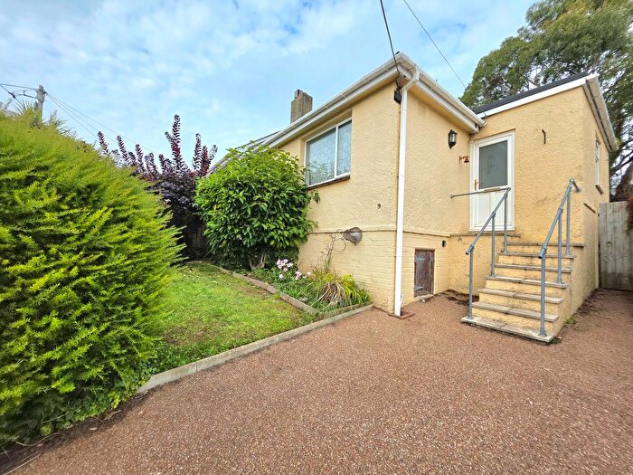 2 Bedroom Bungalow To Rent In Barton Road, Paignton, TQ3