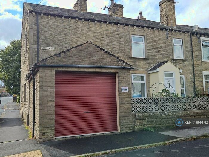 3 Bedroom End Of Terrace House To Rent In Turner Street, Barnoldswick, BB18