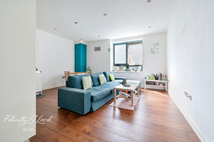 1 Bedroom Apartment For Sale In Blair Street, London, E14