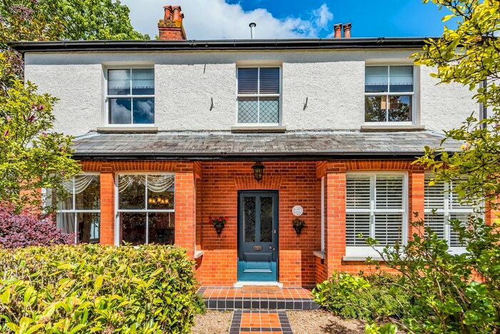 4 Bedroom Detached House To Rent In School Lane, Bagshot, Surrey, GU19