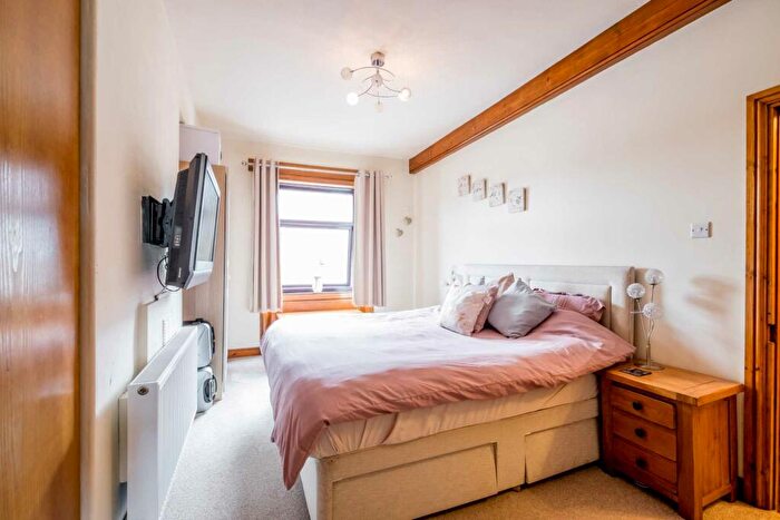 3 Bedroom Terraced House For Sale In Wessenden Head Road, Holmfirth, HD9