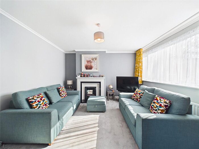 3 Bedroom End Of Terrace House For Sale In Church Hill, Bristol, BS4
