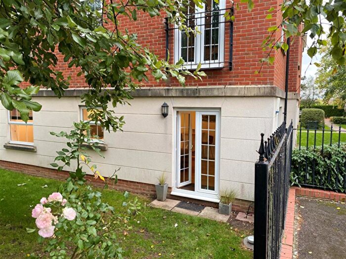 2 Bedroom Apartment For Sale In Jago Court, Newbury, RG14