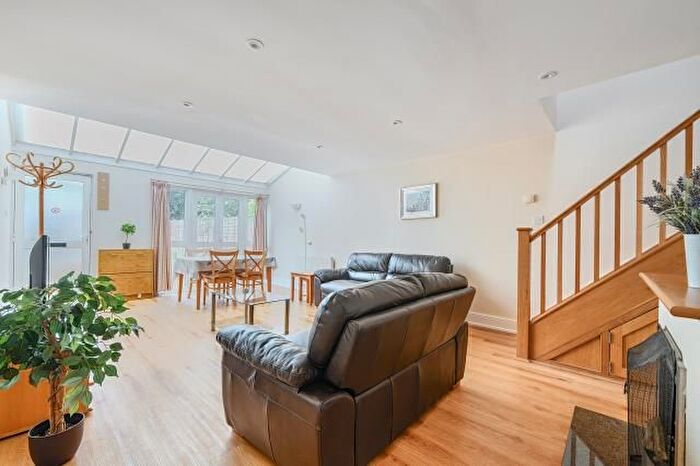 3 Bedroom Terraced House To Rent In Cambridge Road, Twickenham, TW1
