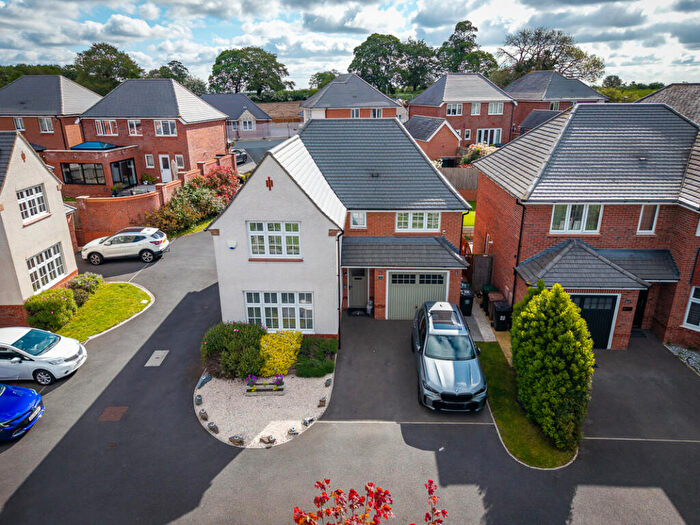 4 Bedroom Detached House For Sale In Henshall Drive, Chellaston, DE73