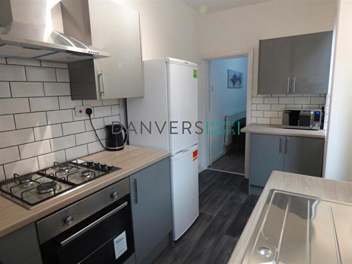2 Bedroom Terraced House To Rent In Warwick Street, Leicester, LE3