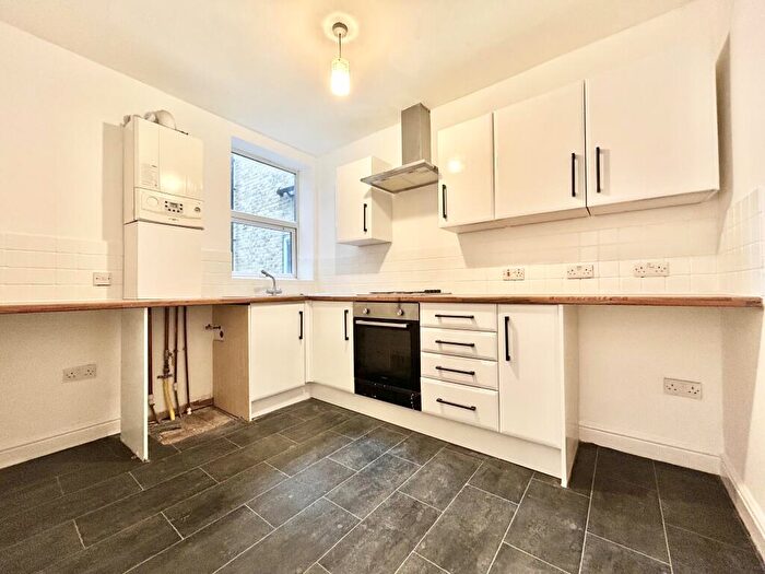2 Bedroom Flat For Sale In Westcliff Road, Westbrook, Margate, CT9
