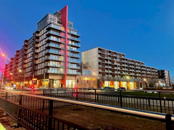 1 Bedroom Apartment To Rent In Amethyst House, Vizion, MK9