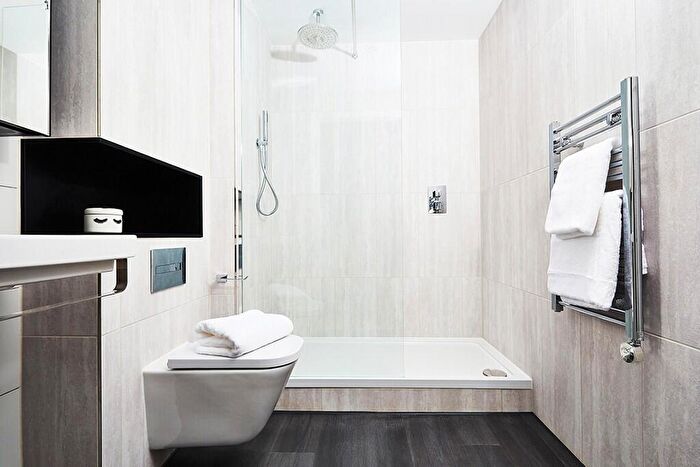 2 Bedroom Apartment To Rent In Apartment, Nobel Way, Manchester, Greater Manchester, M1