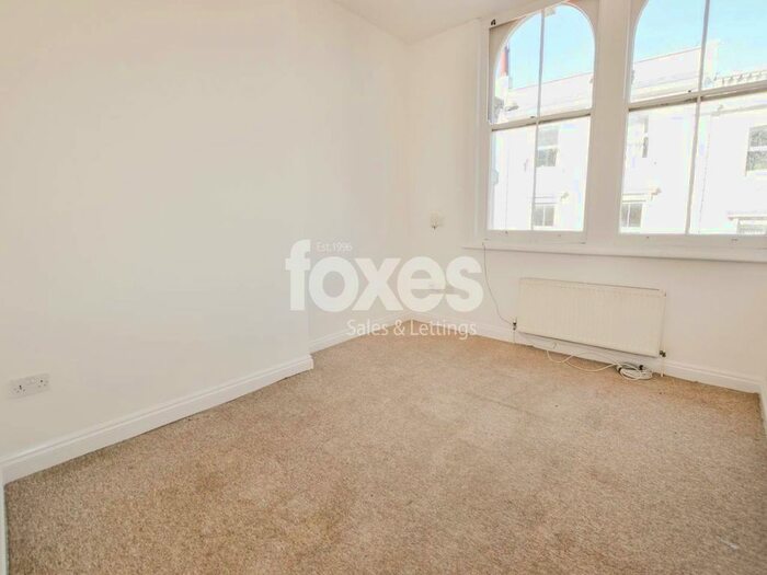 2 Bedroom Flat To Rent In Commercial Road, Westbourne, Bournemouth, BH2
