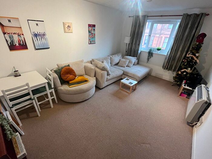 2 Bedroom Flat To Rent In Bouverie Street, Glasgow, G14
